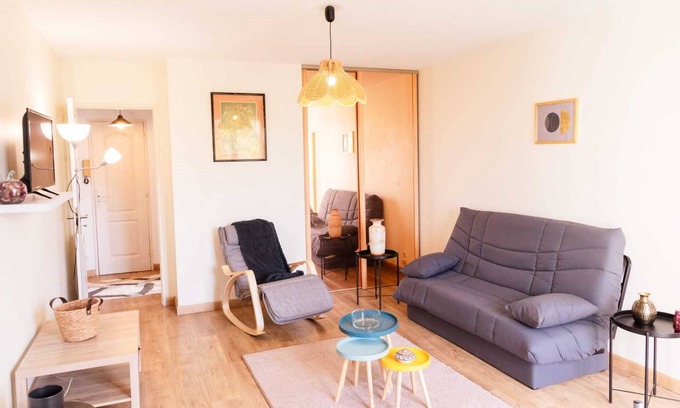 Papus Apartamento | Apartment with balconies near park