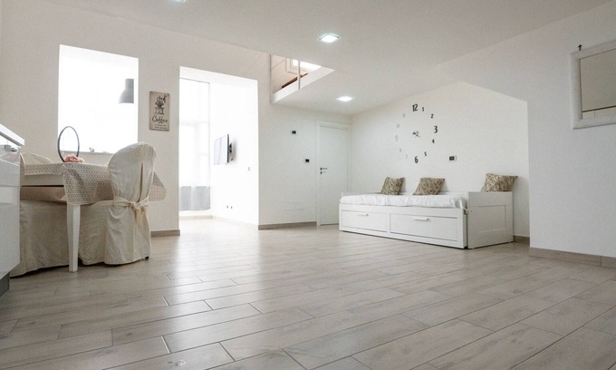 Pozzuoli Apartamento | Apartment with free parking and sea view