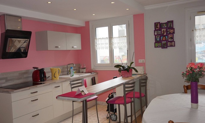 Arsenal-Redon Apartamento | Apartment with garage