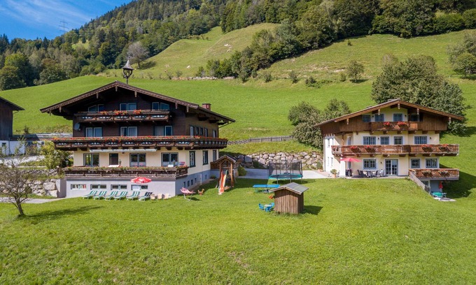 Goldegg Apartamento | Apartment with pool and plenty of space