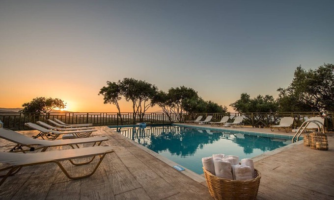 Planos Apartamento | Apartamento en residencia con piscina a 850 m del mar.