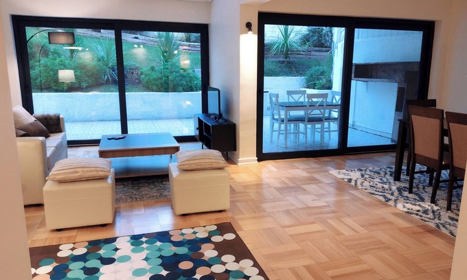 El Golf Apartamento | Apartment with private garden in El Golf, most secure and luxury neigborhood.