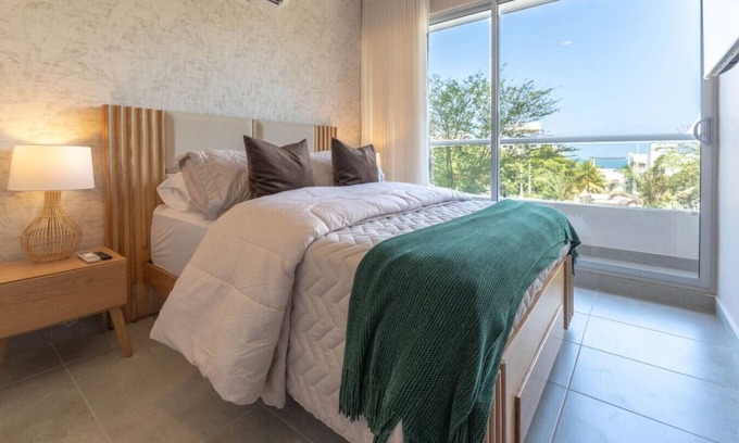 Papare Apartamento | Apartment with private balcony, swimming pool and beach