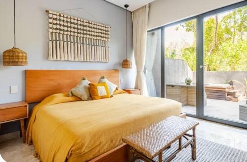 Playa Paraiso Apartamento | Apartment with Private Jacuzzi and Beach Club