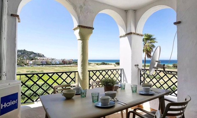 Atlanterra Apartamento | APARTAMENTO CON VISTAS AL MAR EN ZAHARA DE LOS ATUNES