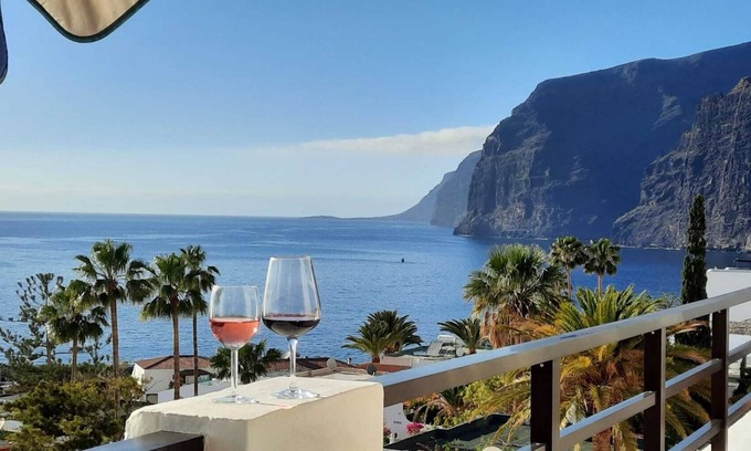 Los Gigantes Apartamento | Apartment with stunning views of the Atlantic and the giants
