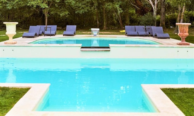 Saint-Gilles Apartamento | Apartment with terrace and swimming pool in the heart of the Camargue