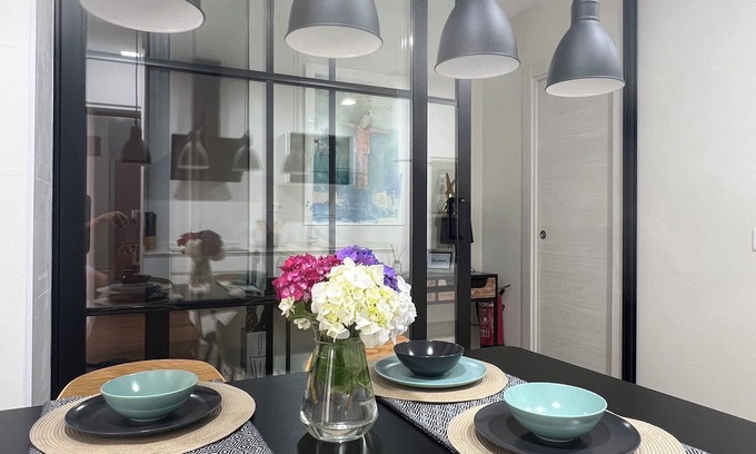 Centro de la ciudad de Gijón Casa | Piso con terraza y parking cerca de la playa