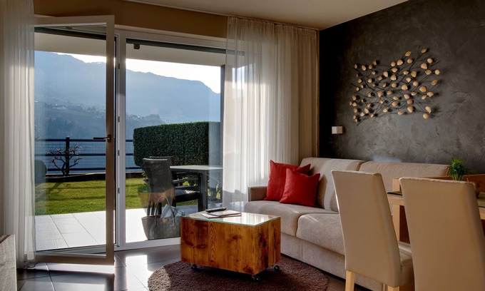 Rifiano Apartamento | Apartamento "Wohnung 2" con vistas a la montaña, piscina climatizada y Wi-Fi