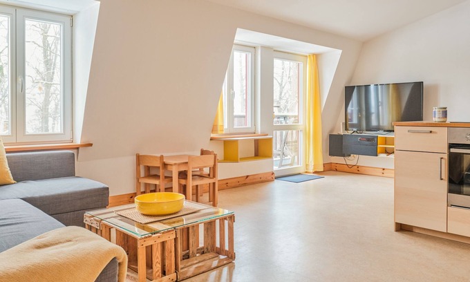 Schwerin Apartamento | Apartamento amarillo - vacaciones en la granja orgánica