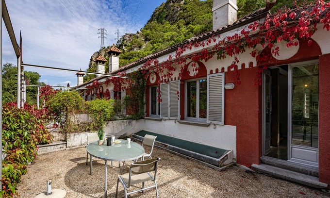 Meruja Apartamento | Apartamento 'Zentralclub Vatio' con vistas a la montaña, terraza privada y Wi-Fi