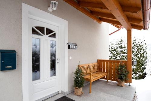Haus im Ennstal Apartamento | Apartmenthaus HAUS Gipfelglück Apartment DOCHSTOA