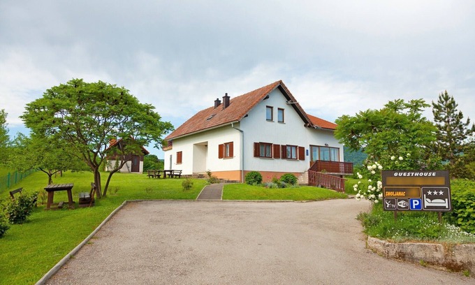Catrnja Apartamento | Apartments and rooms Zoran, (16223), Smoljanac, Croatia