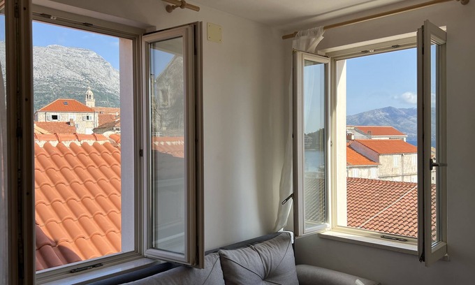 Cove Tri Zala (Zrnovo) Casa | Apartments and Rooms Katja & Egon