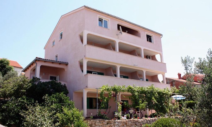 Barbat na Rabu Casa | Apartments and rooms with parking space Barbat, Rab - 5070