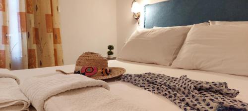Agia Anna Hotel | Apartments Anna Maria