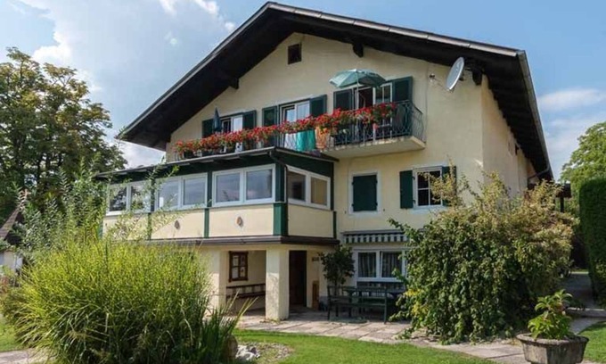 Weyregg am Attersee Apartamento | Seewohnung - Apartamentos Huber