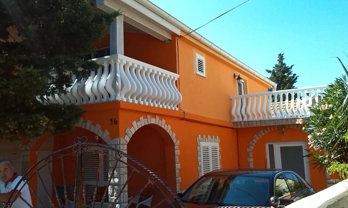 Gornji Karin Apartamento | Apartments Batarilo