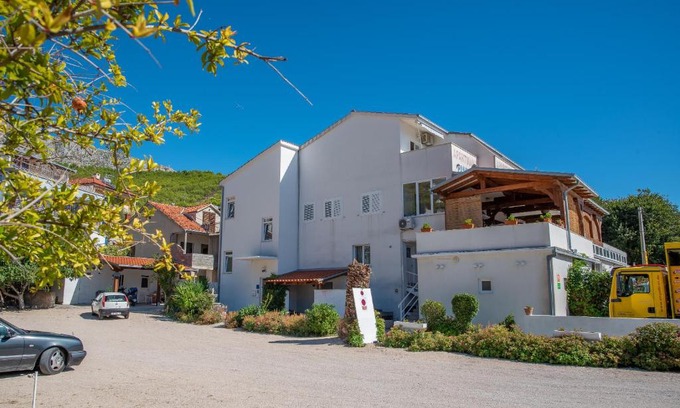 Jesenice Apartamento | Apartments by the sea Sumpetar, Omis - 2808