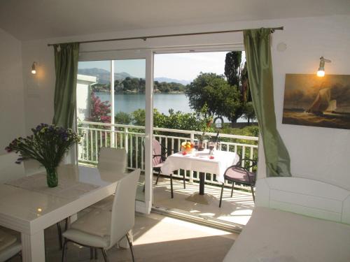 Janjina Apartamento | Apartments Carol