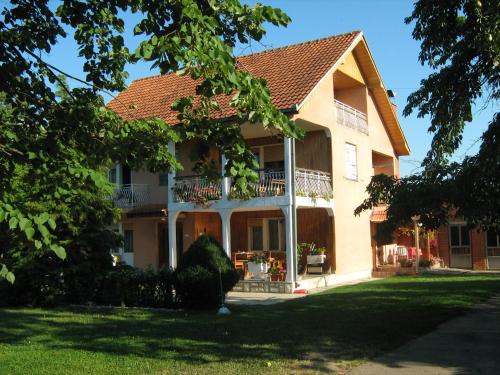 Valjevo Apartamento | Apartments Domaćinstvo Nikolić