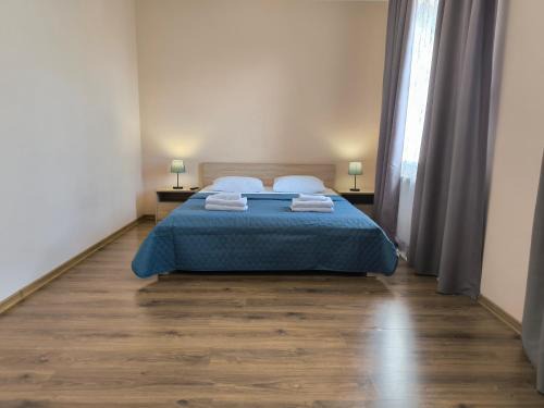 Mukachevo Apartamento | Apartments Domovik Parkaniya, 2A