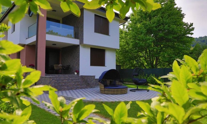 Lohovo Apartamento | Apartments EDY