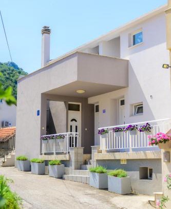 Blace Apartamento | Apartments Galeb