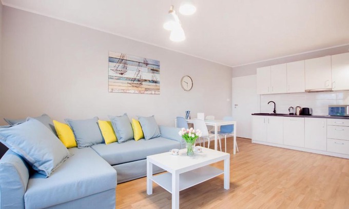 Pierwoszyno Apartamento | Apartments Gdynia Na Fali with Free Parking by Noclegi Renters