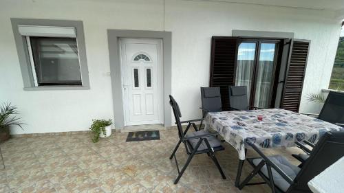 Vlasici Apartamento | Apartments Green Oasis