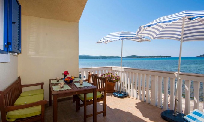 Krapanj Casa | Apartments Grivičić