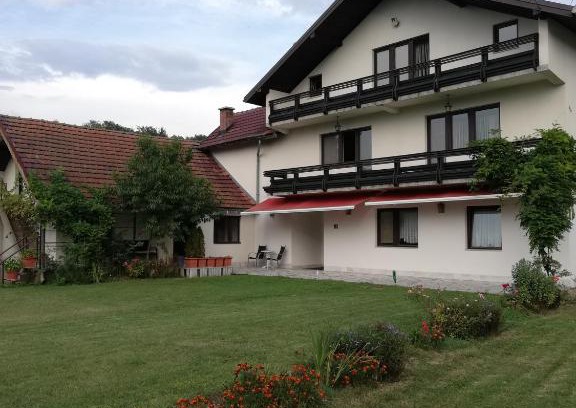 Kiseljak Apartamento | Apartments Kenedy