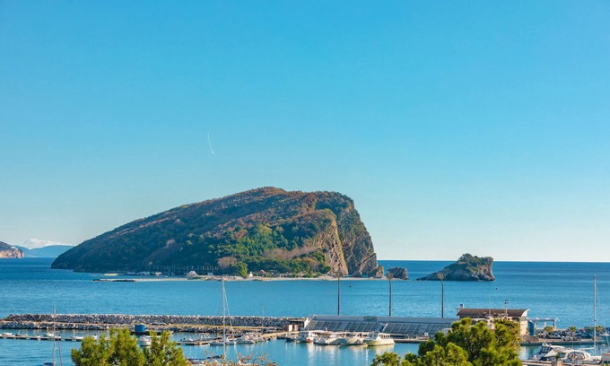 Budva Hotel | Apartments Krug