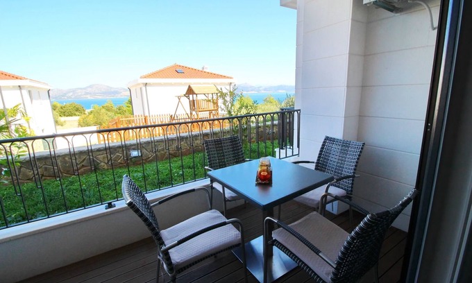 Drace Apartamento | Apartments Kula - Apartamento de 1 dormitorio con terraza y vistas al mar-A2