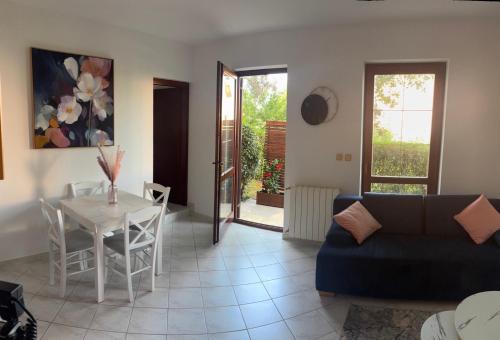 Mali Maj Apartamento | Apartments Leona