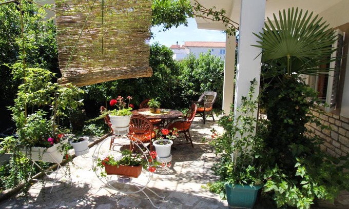 Sveti Filip i Jakov Apartamento | Apartments Majica