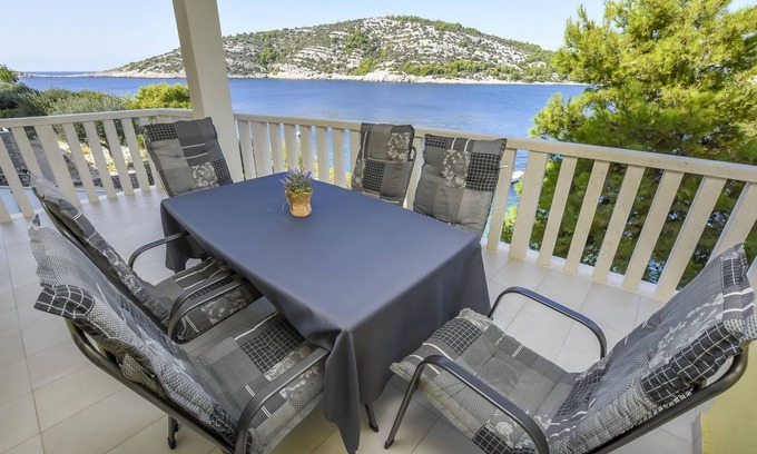 Razanj Apartamento | Apartamentos Maja (57511-A3) - Razanj
