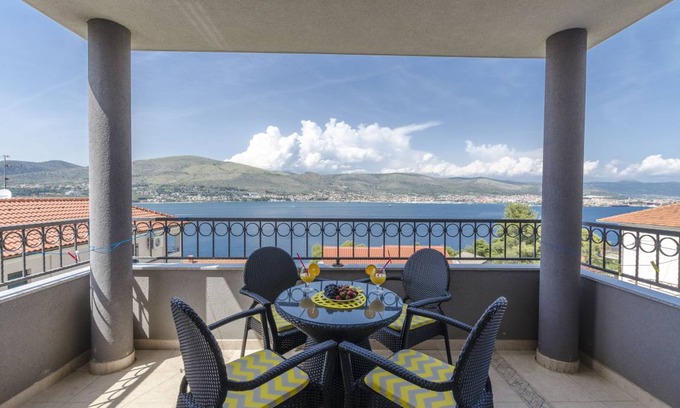 Okrug Donji Apartamento | Apartments Maja