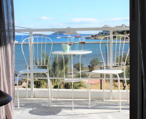 Porto Rafti Apartamento | Apartments MARE BLU by the sea.