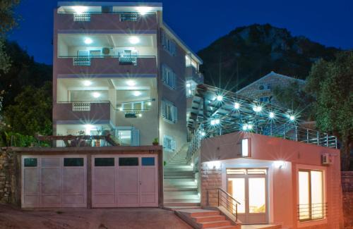Sveti Stefan Apartamento | Apartments Marina