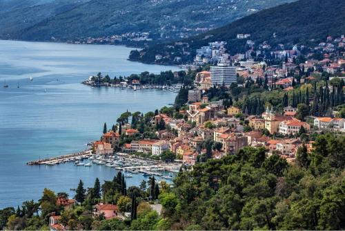 Volosko Apartamento | Apartments Matacin with Sea View