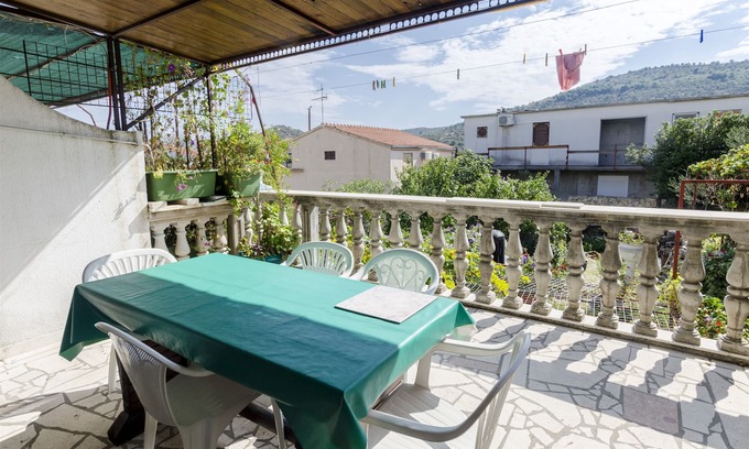 Podglavica Apartamento | Apartamentos Miodrag (12831-A1) - Rogoznica
