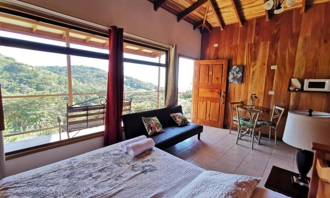 Monteverde Casa | Apartments Monte Luna Mountain View