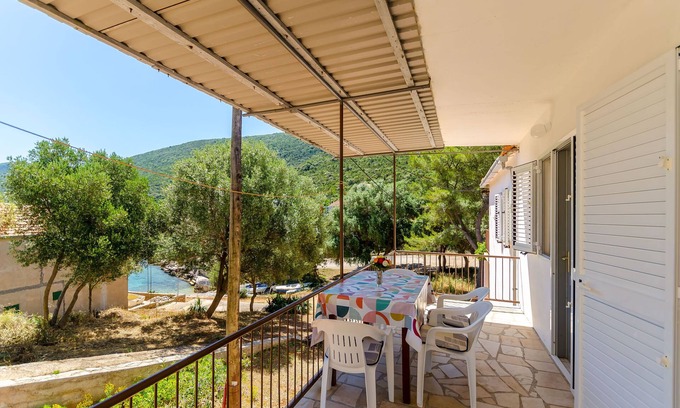 Pokrivenik Apartamento | Apartamentos Nedeljko (34121-A3) - Gdinj - isla Hvar