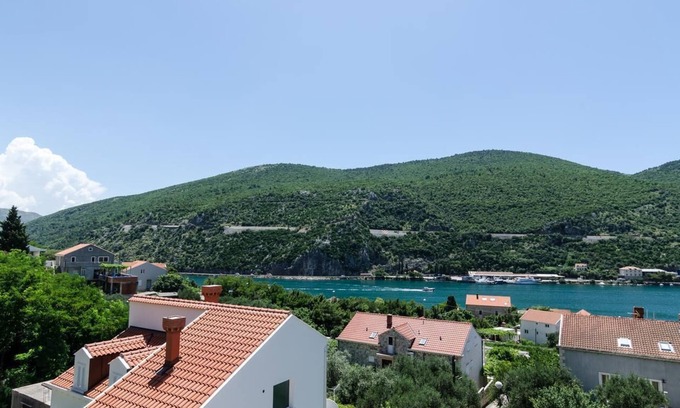 Mokosica Apartamento | Apartments Peco - Apartamento de 4 dormitorios con balcón y vistas al mar