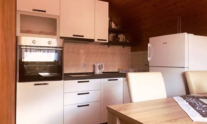 Catrnja Apartamento | Apartamentos Ruža (80671-A2) - Smoljanac