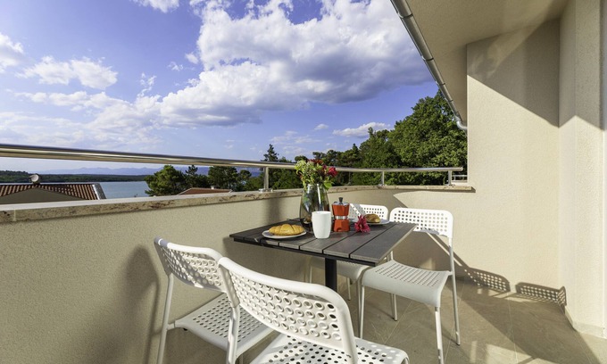Soline Apartamento | Apartments Sucic 2 (49854-A4) - Soline - island Krk