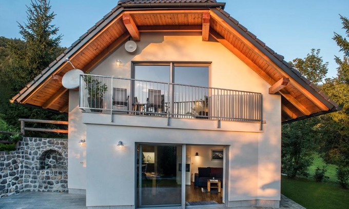 Cerklje na Gorenjskem Apartamento | Apartments Sivka - Private Sauna