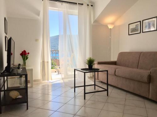 Topla Apartamento | Apartments Stanisic