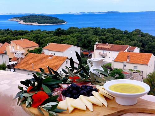 Primosten Burnji Apartamento | Apartments Tonći and Iris